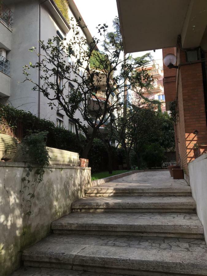 Gli Aranci Apartment Рим Екстериор снимка